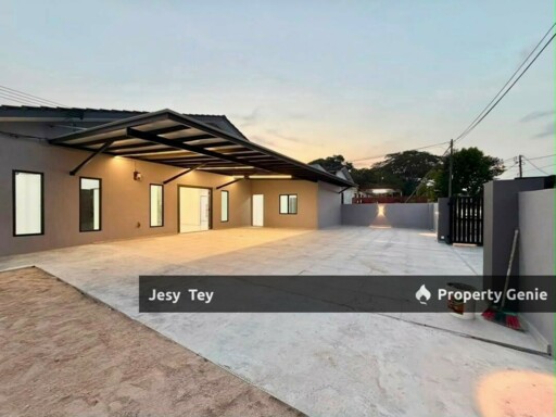Taman Puteri Wangsa Single Storey Corner Lot