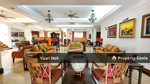 Freehold Double Storey Bungalow With Huge Land @ Bukit Gasing, Petaling Jaya