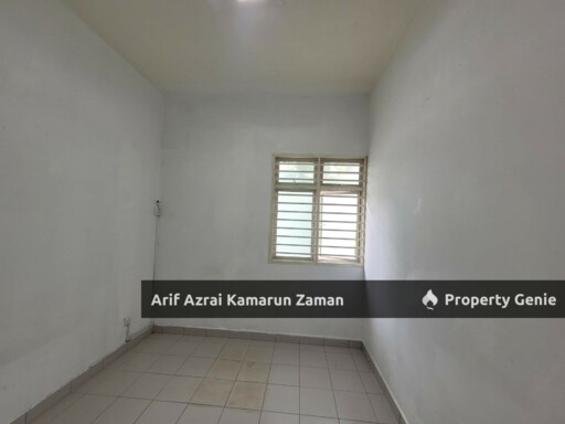 [Partially Furnished] Corner Lot Double Storey The Pines Terrace, Presint 11 Putrajaya | 4R3B | RM2,800/month