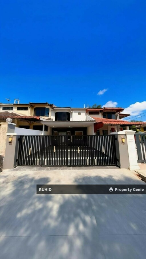 Taman Anggerik Kempas Double Storey Terrace 20x70 Fully Extended