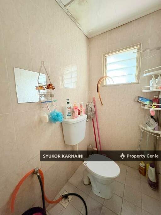 PANGSAPURI SRI BINTANG SEKSYEN U5, SUBANG BESTARI