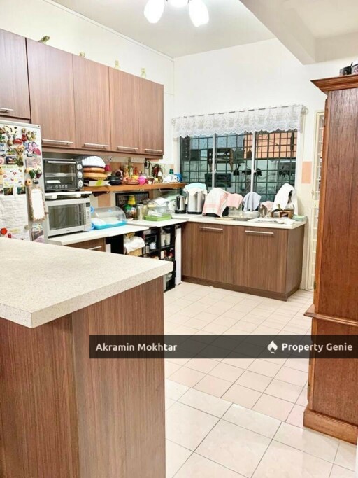 Freehold, Facing Open & Renovated | Double Storey, Taman Bukit Emas @ Seri Kembangan