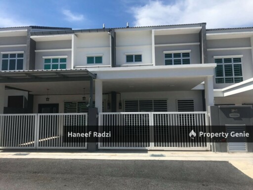 Teres 2 Tingkat - Taman Tunku Intan Safinaz (TTIS) - Jitra