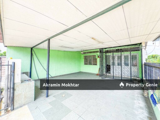 FREEHOLD & END LOT | 1 Storey Terrace House Taman Semenyih