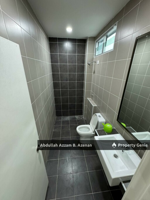BELOW MARKET RM100K CORNER LOT YARRA PARK (WESTFIELD)
