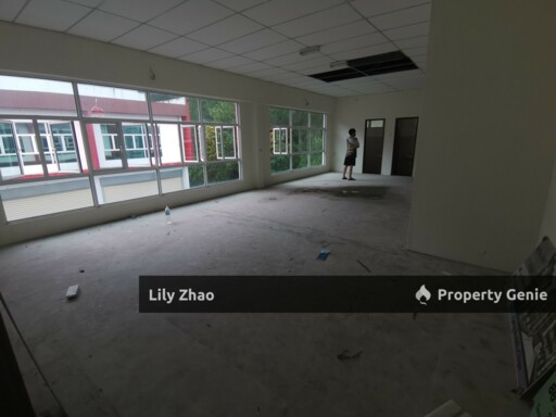 2 Storey Semi Detached Warehouse / Showroom / Office for Sale, 2,400 Sf, Golden Hill, Inanam