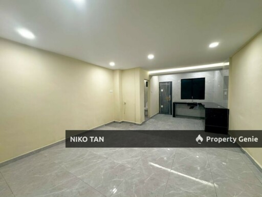 Taman Saleng 2Storey With Fully Renovated & Extended Kitchen For Sale