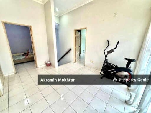 Freehold & Renovated | Semi-D Double Storey House Taman Puncak Utama Kajang