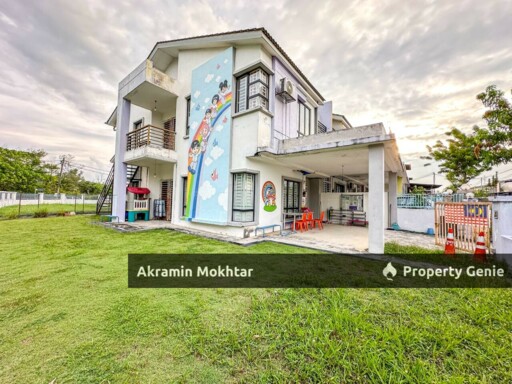 Freehold | 2 Storey CORNER LOT TAMAN SEMENYIH PARKLANDS, BERANANG
