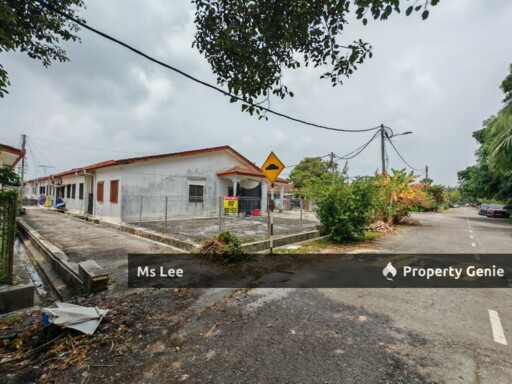 Corner 1 Storey house-Bandar Mahkota Banting (Bandar Baru Brooklands) @ Banting -Ready 15/10