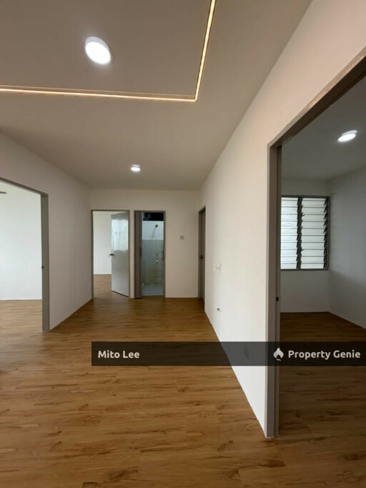 Desa Tebrau Low Cost Flat For Sale!!