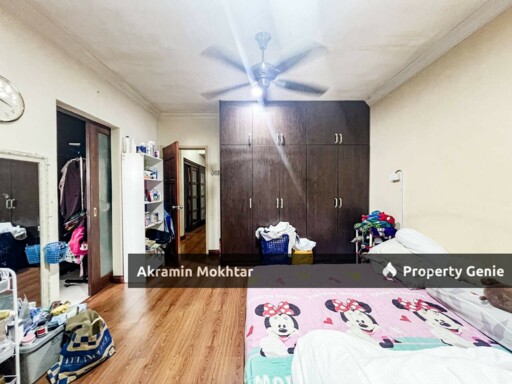 FREEHOLD, RENOVATED & PARTIALLY FURNISHED | 2 Storey House Taman Prima Saujana Kajang Selangor