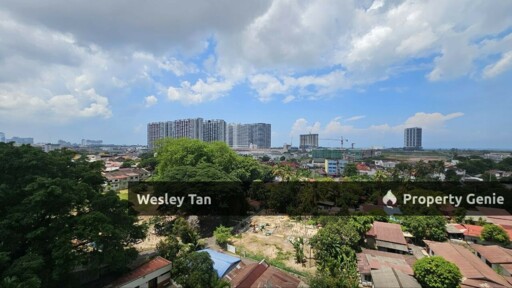 Kampung 8 Condo 4rooms Partly Fitted Kota Seaview Next To Int. School