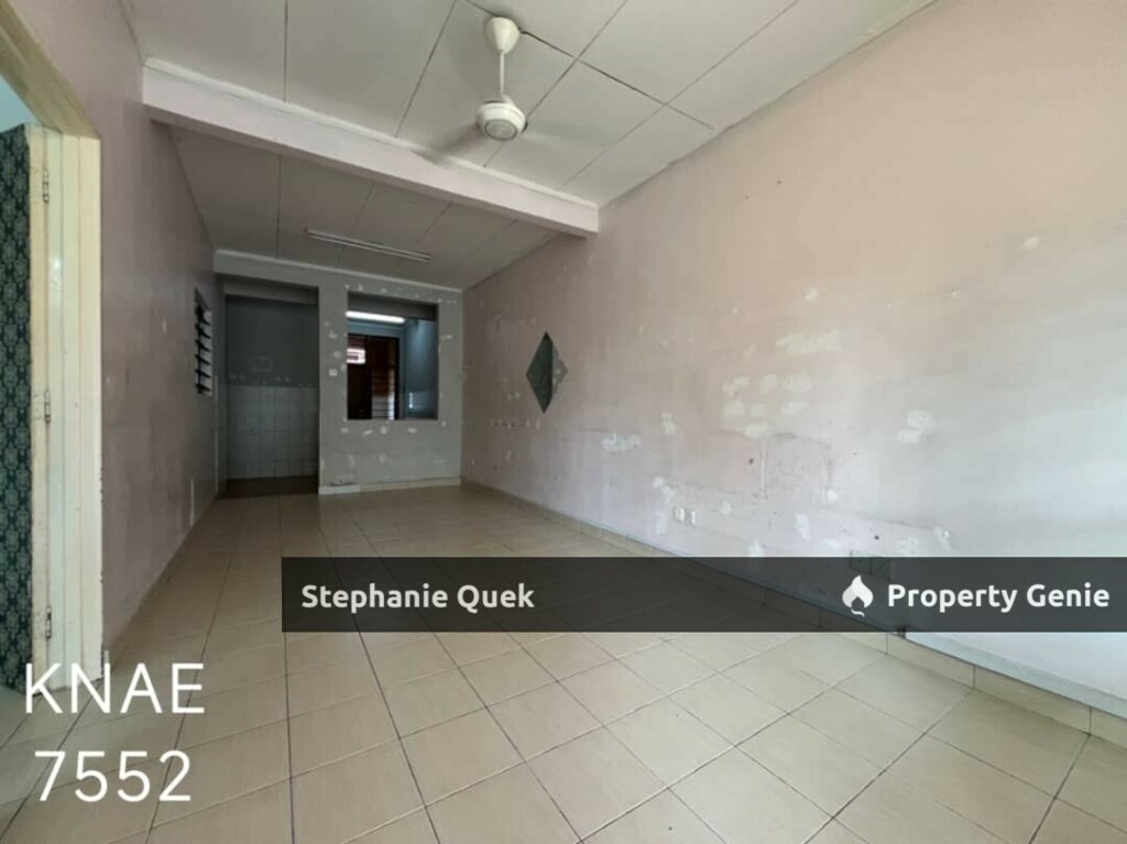 Jalan Makyong Bukit Raja Klang 1 Storey Terrance House For Rent