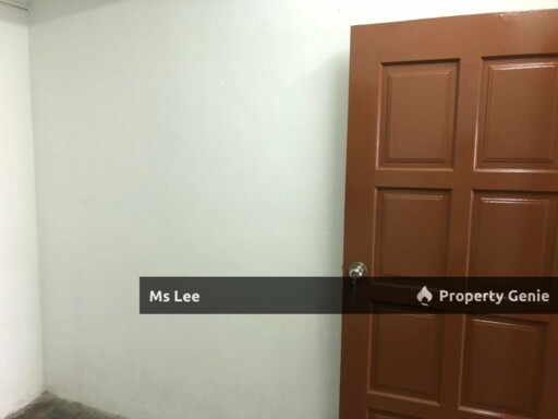 2nd floor Shop Apartment RM 400 (Pasar Malam)-Taman Sentosa @ Klang-Ready 15/7 or 31/7
