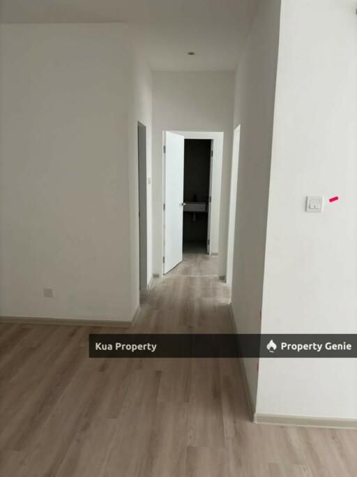 Milano 8 Apartment For Sale! Located at Jalan Wan Alwi, Opposite Vivacity