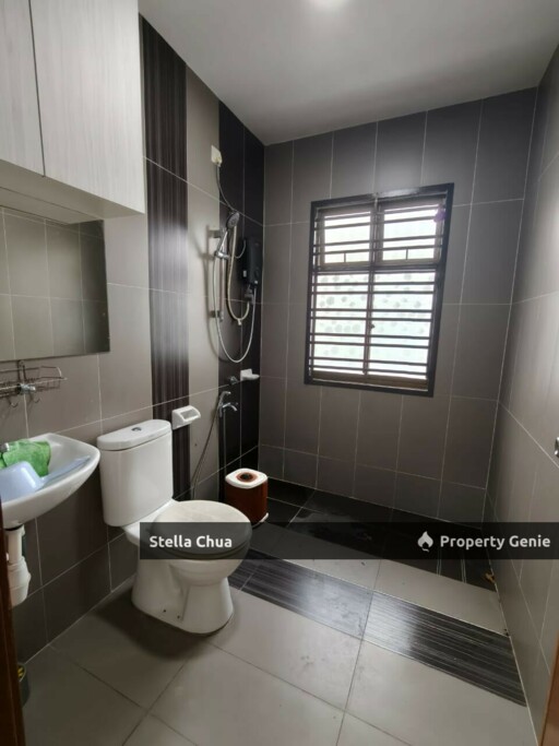 Double Storey for Rent Unblock View Unit