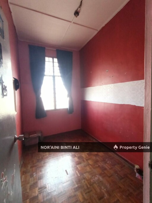 Rumah Teres 2 tingkat Indera Mahkota 2, Kuantan