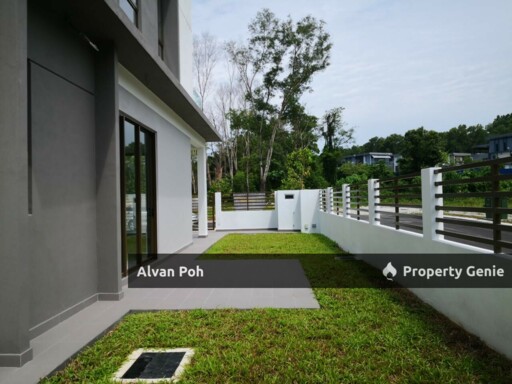 New Semi-D 2 Storey House