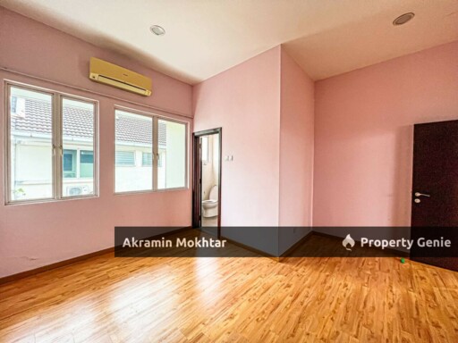3 Storey Bungalow  Kemuning Residence ,Kota Kemuning  Shah Alam