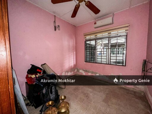 Freehold | 1 Storey Semi D Taman Sungai Jelok Kajang .
