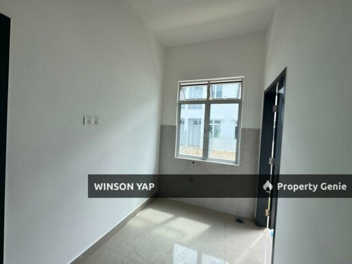 2 Storey Terrace Perjiranan 14 Bandar Dato Onn JB Freehold Unblock View