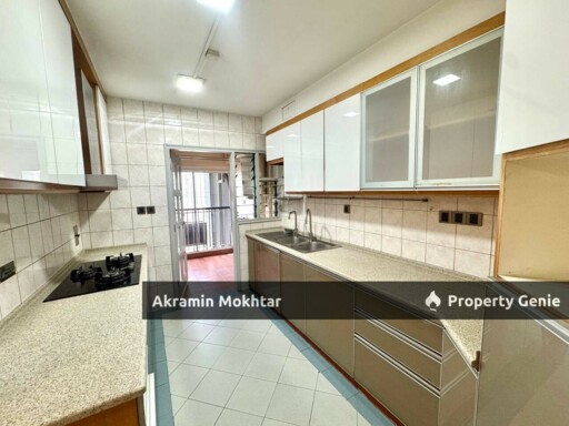 FREEHOLD, CORNET UNIT & 3 COVERED PARKING | MONT KIARA ASTANA CONDO, KL