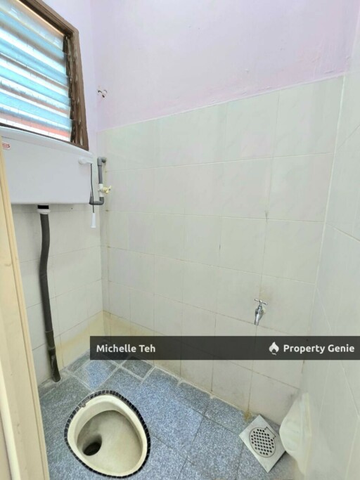 Perak Batu Gajah Rumah Renovated Setingkat Sedia Disewa