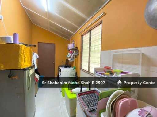 Single Storey Terrace Corner Taman Matang Jaya, Sungai Buloh.