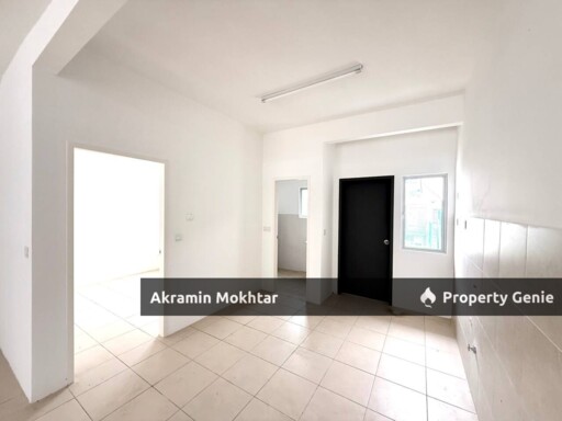 Freehold & New | Double Storey Terrace, Iringan Bayu (Aury), Seremban