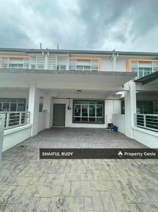Want to sell. The pines palm hillpark Puncak Alam