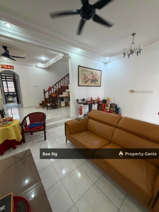 Taman Perling / Jalan Layang / Double Storey Terrace 22x76 / G&G