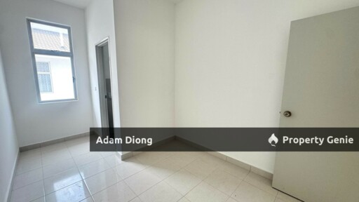 Jalan Kemboja, Meridin East Bestari Perdana
