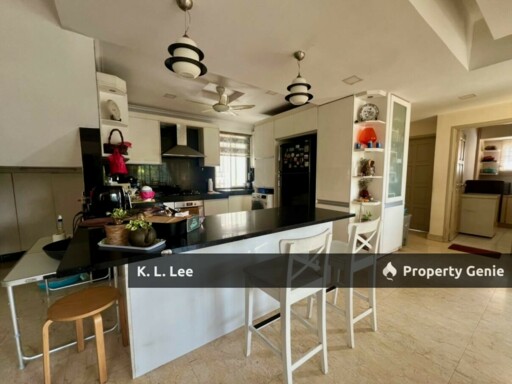 RM850K | Renovated 2,333sf Duplex Corner Unit | Damansara Perdana