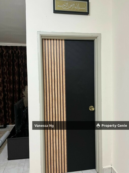 Flora Damansara Apartment