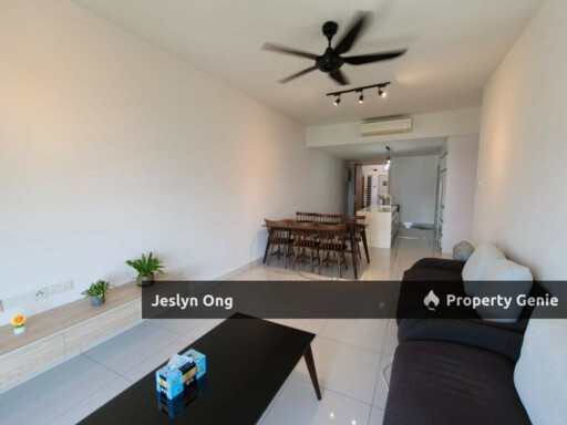 2 Bedrooms Apartment at Southkey Mosaic for Sale