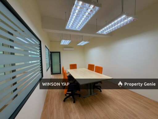 3 Storey Shop Office First Floor Taman Molek JB Fully Office Furnished