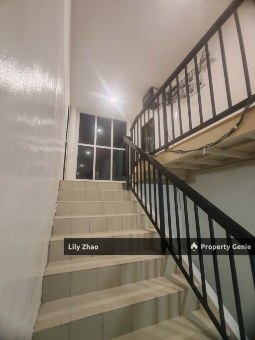 Office Room for Rent, 400 sqft, Private Toilet, Newly Renovated, Prime Area, 2nd Floor Grand Plaza Putatan 5 Town, Kota Kinabalu
