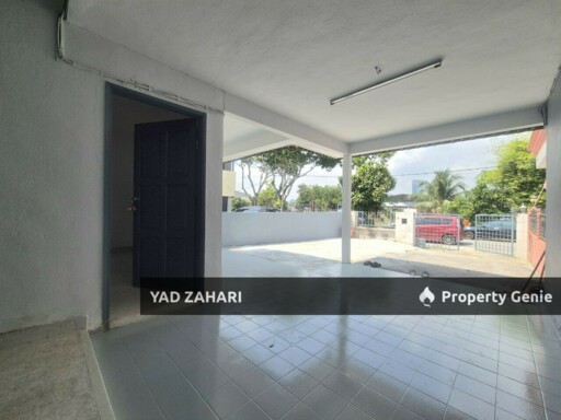 Seksyen 10, Shah Alam | 2-Storey Terrace 4 Bedrooms | RM649K - Refurbished, Facing Open & Renovated