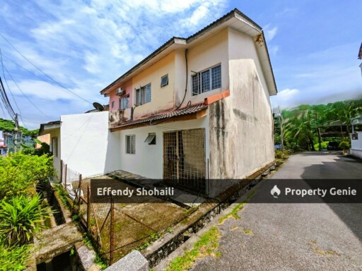 UKAY PERDANA END LOT TERRACE