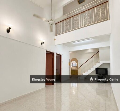 Menglembu Impiana Below Market Bank Value Well Maintained Unit 1.5 Storey Terrace House