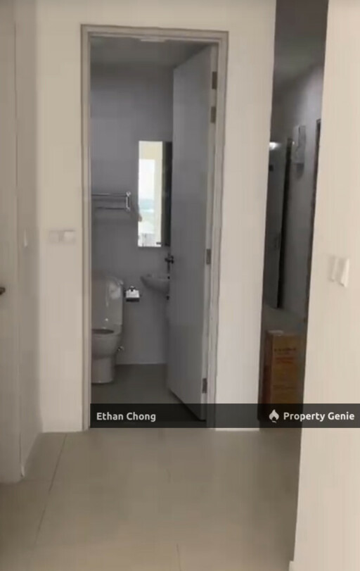 Seiring Residensi Partial Furnished Unit For Rent