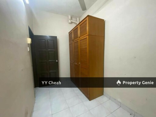 Menglembu 2 Storey For Sale Good Condition, Below Market Value