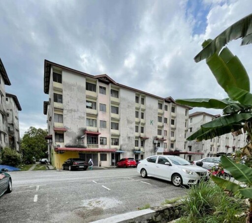 Seri Kembangan Apartment (Bkt Beruntung)
