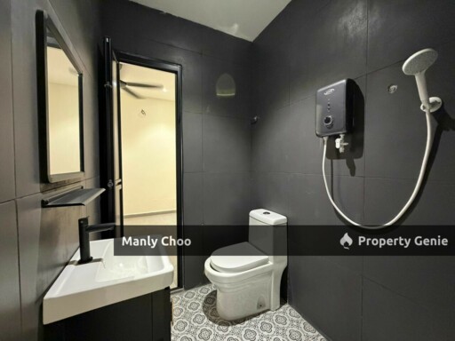 FREEHOLD Single Storey Terrace Bukit Serindit Semabok Ujong Pasir TOWN