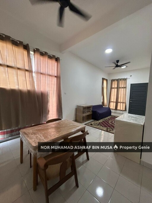 Teres Corner Lot Taman Kerian Putra, Parit Buntar Perak