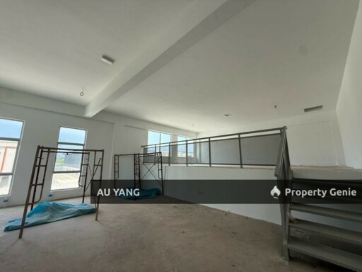 1.5 Storey Detached Factory For Rent / Sale 1.5 层独立式工业厂房出租 / 出售
