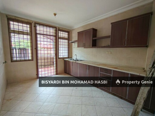 End Lot Extra Land 2 Storey Presint 14 Putrajaya.