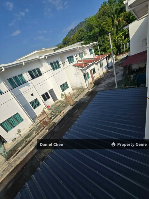 Jalan Meru Suria 8