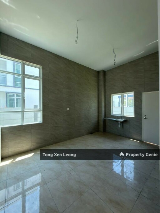 2.5 Storey Semi-D For Sale @ Klebang Utama Phase 3